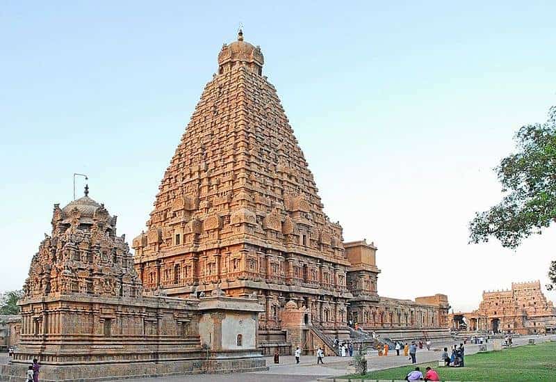 बृहदीश्वर मंदिर तंजावुर, तमिलनाडु 11