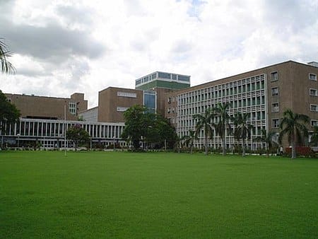अखिल भारतीय आयुर्विज्ञान संस्थान (एम्स), दिल्ली  All India Institute of Medical Sciences (AIIMS), Delhi