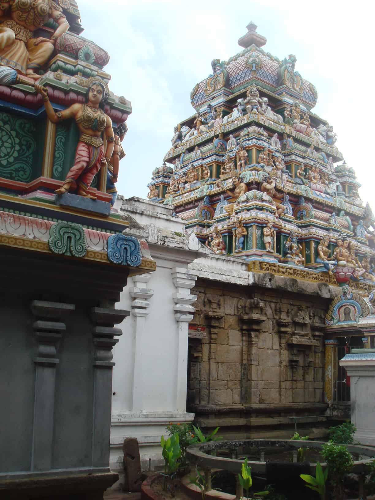 मुन्नास्वरम मंदिर Sri Munneswaram Devasthanam