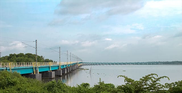 वेम्बनाड रेल पुल Vembanad Rail Bridge