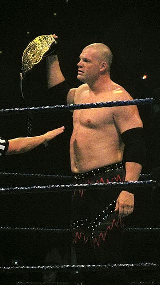 केन (पहलवान) Kane (wrestler)